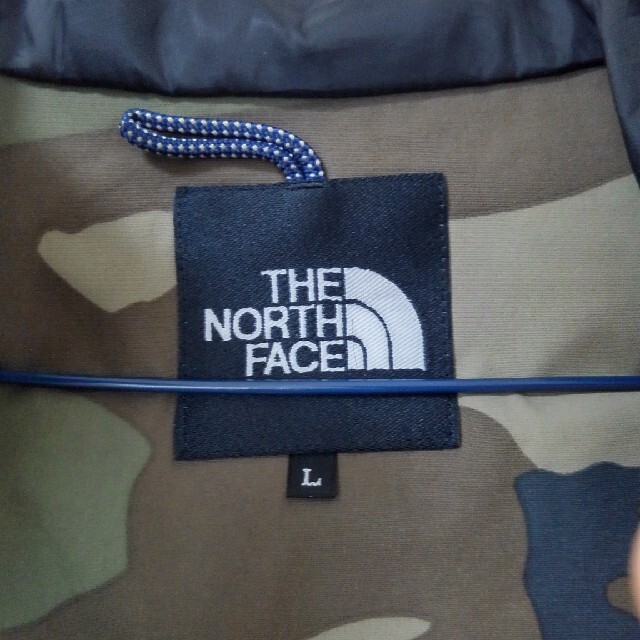 THE NORTH FACE(ザノースフェイス)の専用 スクープジャケット NP15501 メンズ L カモフラ 迷彩 メンズのジャケット/アウター(マウンテンパーカー)の商品写真