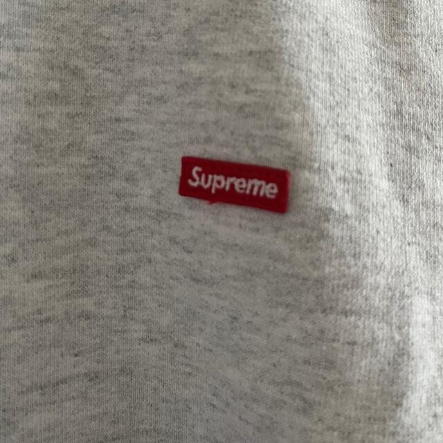 Supreme(シュプリーム)のsupreme small box logo sweat  メンズのトップス(スウェット)の商品写真