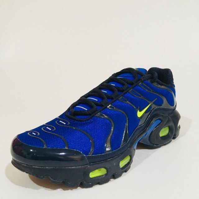 NIKE(ナイキ)の新品 ナイキエアマックスプラス GS ブルー青ブラック 24.5cm Y-405 レディースの靴/シューズ(スニーカー)の商品写真