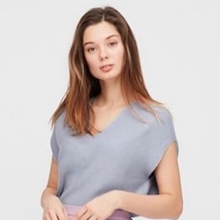 ユニクロ(UNIQLO)のユニクロ3DコットンコクーンVネックセーターXL(ニット/セーター)