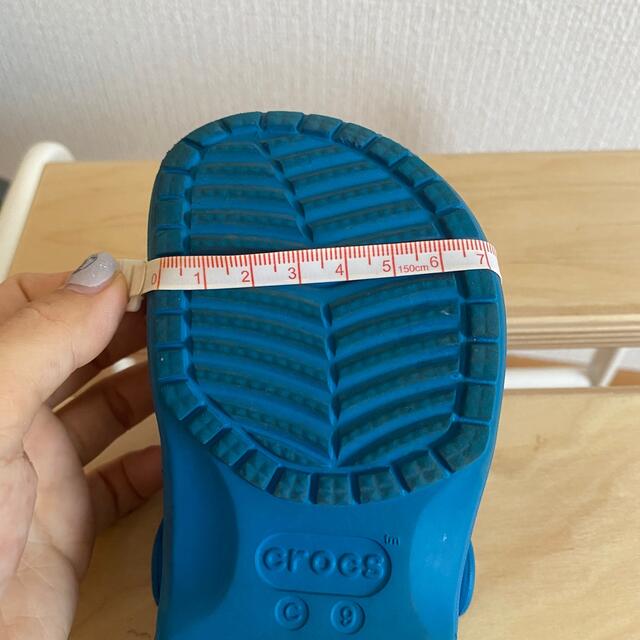 crocs(クロックス)のクロック　キッズ　ブルー キッズ/ベビー/マタニティのキッズ靴/シューズ(15cm~)(サンダル)の商品写真