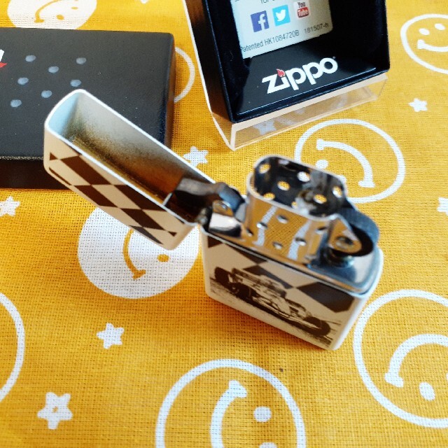 ZIPPO(ジッポー)のzippoジッポ未使用新品レーシングカー メンズのファッション小物(タバコグッズ)の商品写真