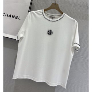 シャネル Tシャツ(レディース/半袖)（ホワイト/白色系）の通販 100点 