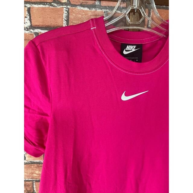 NIKE(ナイキ)の新品 NIKE ナイキ 半袖Tシャツ ロングワンピース パッションピンク M レディースのワンピース(ロングワンピース/マキシワンピース)の商品写真