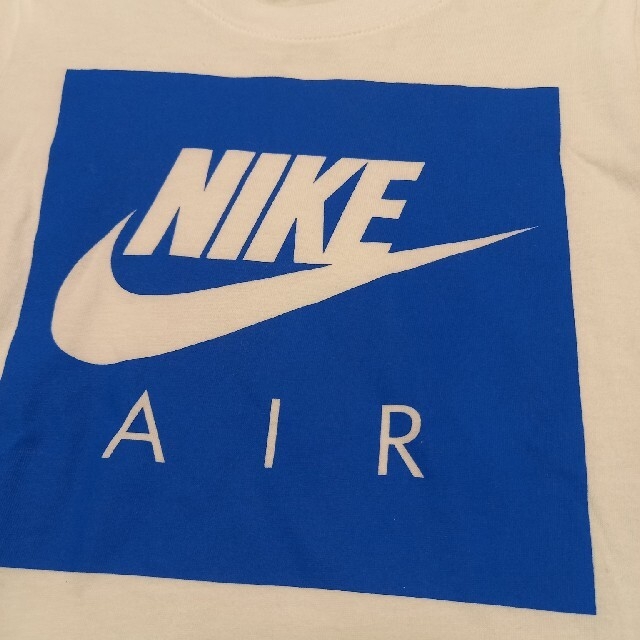 NIKE(ナイキ)のお安くしました！新品　NIKE　110～116cm 5-6years Tシャツ キッズ/ベビー/マタニティのキッズ服男の子用(90cm~)(Tシャツ/カットソー)の商品写真