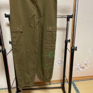 ハローキティ(ハローキティ)のキティー　マタニティパンツ　新品タグ付き(マタニティワンピース)