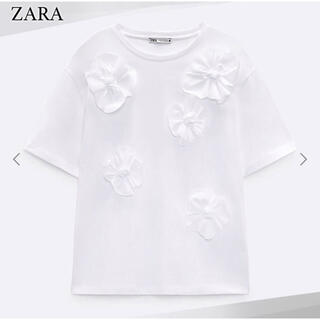 ザラ(ZARA)のZARA♡フラワーTシャツ(Tシャツ(半袖/袖なし))