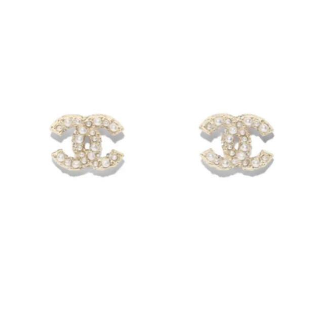 素敵でユニークな CHANEL - CHANEL ピアス ピアス(両耳用