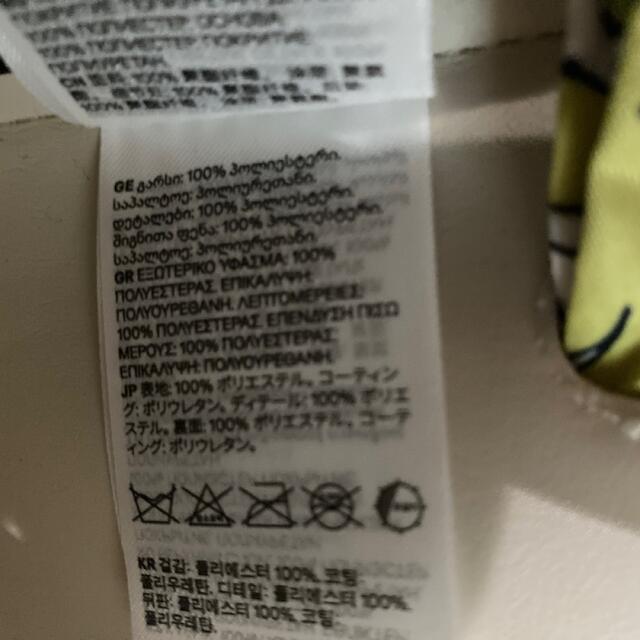 H&M(エイチアンドエム)のH＆M  ショルダーバッグ　スカーフ付　ホワイト レディースのバッグ(ショルダーバッグ)の商品写真