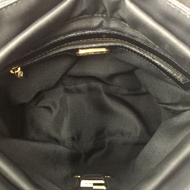 FENDI - △△FENDI フェンディ FFロゴ金具 ナイロン×レザー FENDI - △△FENDI フェンディ FFロゴ金具 ナイロン×レザー