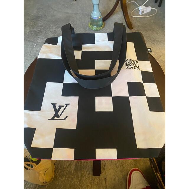 SEE LV トート　ステッカー