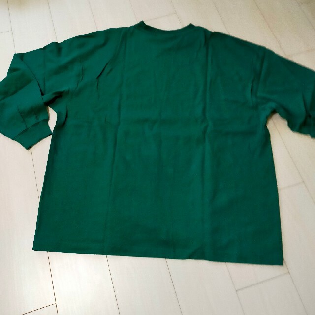 H&M(エイチアンドエム)の【Ｈ＆Ｍ】メンズ ベーシック ロングスリーブ 袖リブ 深グリーン メンズのトップス(Tシャツ/カットソー(七分/長袖))の商品写真