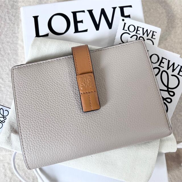 LOEWE - ロエベ バーティカル ウォレット ミディアム ストラップ 二