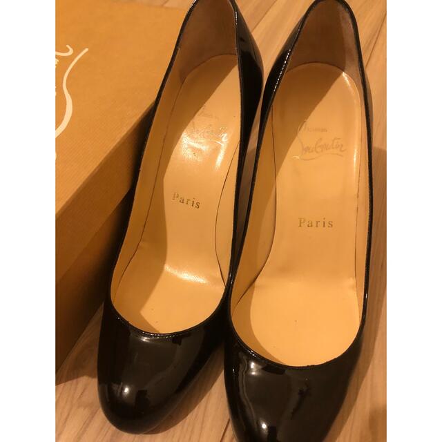 Christian Louboutin(クリスチャンルブタン)のChristian Louboutin SIMPLE エナメルパンプス36.5 レディースの靴/シューズ(ハイヒール/パンプス)の商品写真