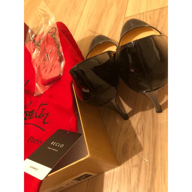 Christian Louboutin(クリスチャンルブタン)のChristian Louboutin SIMPLE エナメルパンプス36.5 レディースの靴/シューズ(ハイヒール/パンプス)の商品写真