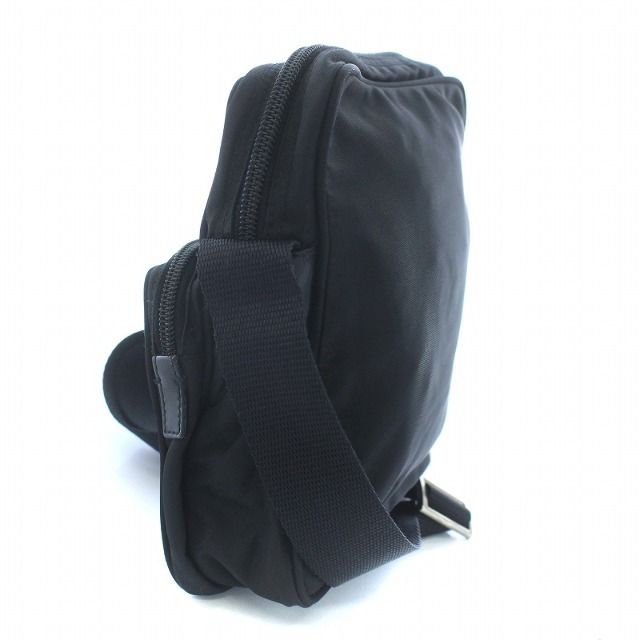 PRADA(プラダ)のプラダ PRADA ショルダーバッグ ロゴプレート ナイロン 黒 レディースのバッグ(ショルダーバッグ)の商品写真