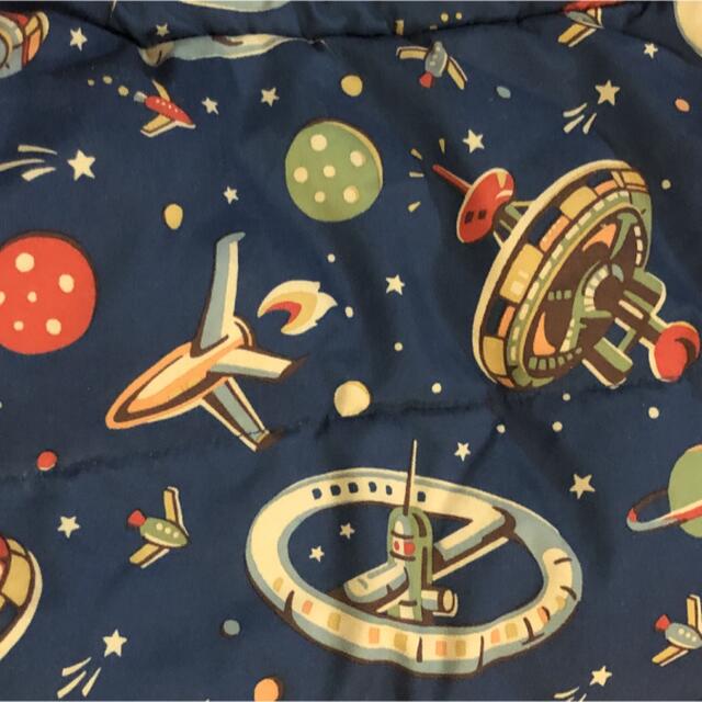 Cath Kidston(キャスキッドソン)のキャスキッドソン 宇宙 ベスト ジャケット 7-8才用 キッズ/ベビー/マタニティのキッズ服男の子用(90cm~)(ジャケット/上着)の商品写真