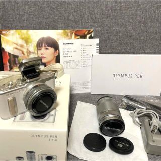 オリンパス(OLYMPUS)のOLYMPUS pen E-PL8ダブルズームキット［ホワイト］(ミラーレス一眼)