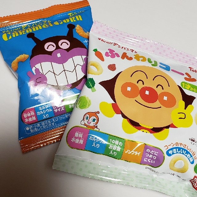 アンパンマン(アンパンマン)のアンパンマン駄菓子、アンパンマンぬりえ 食品/飲料/酒の食品(菓子/デザート)の商品写真