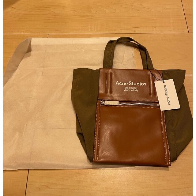 Acne Studios ショルダーバッグ