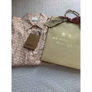 バーバリー(BURBERRY)のバーバリー　シルク　シャツ　ブラウス　パーカー　シャネル　ディオール(シャツ/ブラウス(長袖/七分))