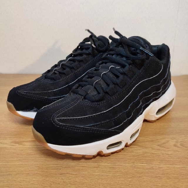 NIKE(ナイキ)の★大人気 NIKE WMNS AIR MAX 95 MONOTONE レディースの靴/シューズ(スニーカー)の商品写真