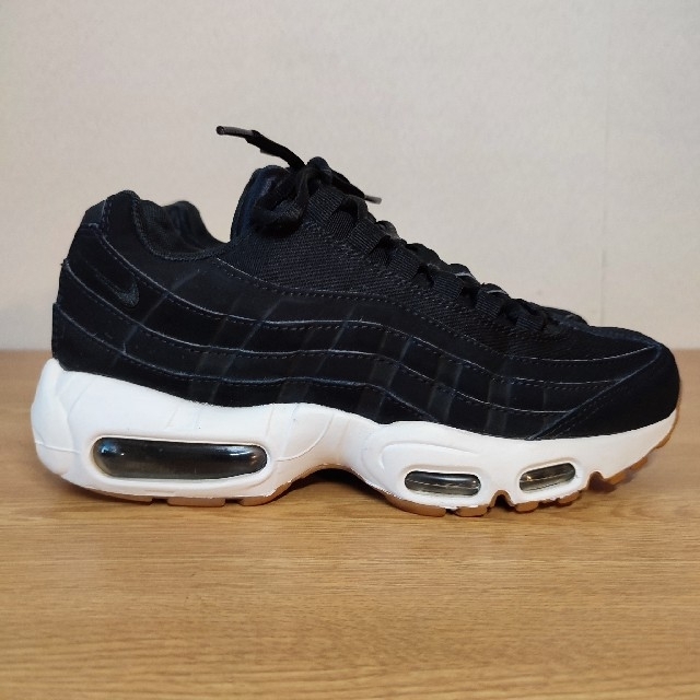 NIKE(ナイキ)の★大人気 NIKE WMNS AIR MAX 95 MONOTONE レディースの靴/シューズ(スニーカー)の商品写真