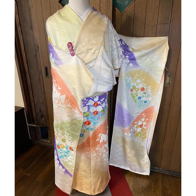 未使用品 仮り絵羽 はんなりした振袖 美品 | historical.org.il