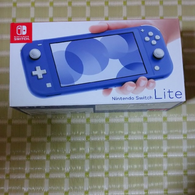 新品未開封　Nintendo  Switch Lite ブルー