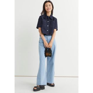 エイチアンドエム(H&M)のH&M ブーツカットハイウエストデニム　32 新品(デニム/ジーンズ)