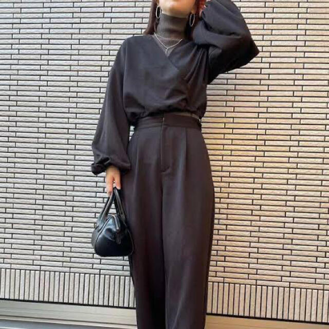 TODAYFUL(トゥデイフル)のlouren♡cache coeur volume blouse レディースのトップス(カットソー(長袖/七分))の商品写真