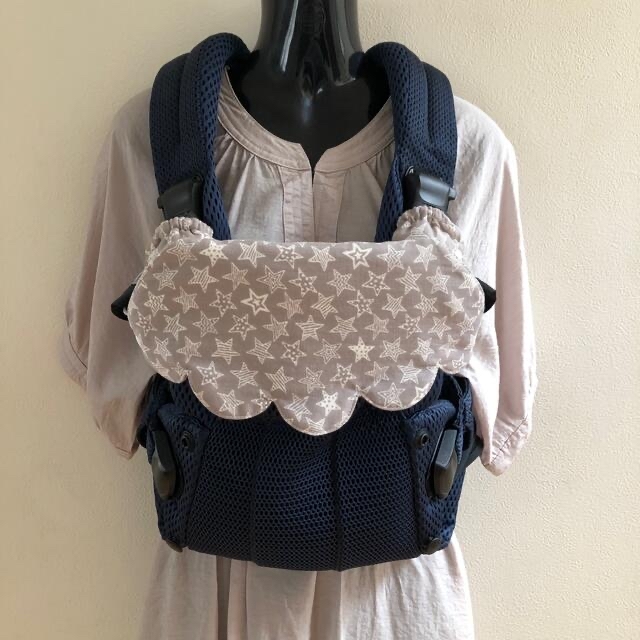 BABYBJORN(ベビービョルン)のTO　さま専用 ハンドメイドのキッズ/ベビー(外出用品)の商品写真