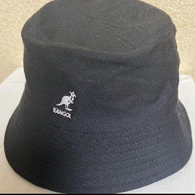 KANGOL(カンゴール)の新品未使用品 カンゴールバケットハット 帽子 ブラックM レディースの帽子(ハット)の商品写真