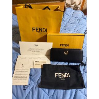 フェンディ(FENDI)のFENDI ジップアラウンドブラックレザー財布(長財布)