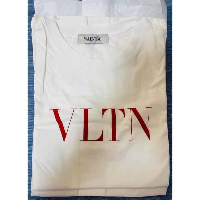 VALENTINO(ヴァレンティノ)のten様専用　新品未使用　ヴァレンティノ　VLTN Tシャツ レディースのトップス(Tシャツ(半袖/袖なし))の商品写真