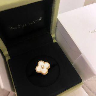 ヴァンクリーフアンドアーペル(Van Cleef & Arpels)のVanCleef&Arpels ヴァンクリーフ＆アーペル  アルハンブラリング(リング(指輪))