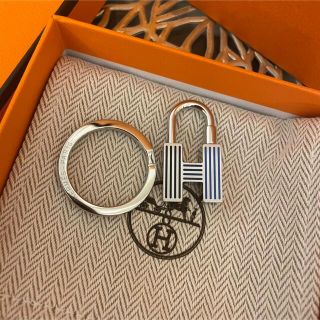 Hermes - 新品未使用 エルメス キーホルダー クイズ レインボー カデナ