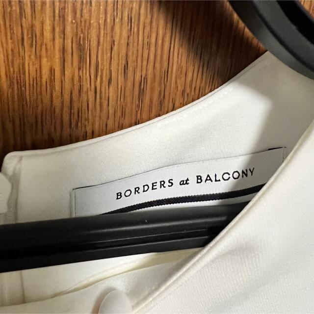 BORDERS at BALCONY(ボーダーズアットバルコニー)のRIBBON BLOUSE レディースのトップス(シャツ/ブラウス(長袖/七分))の商品写真