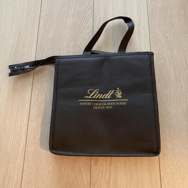 Lindt(リンツ)の【新品 美品】リンツ　保冷バッグ　エコバッグ レディースのバッグ(エコバッグ)の商品写真