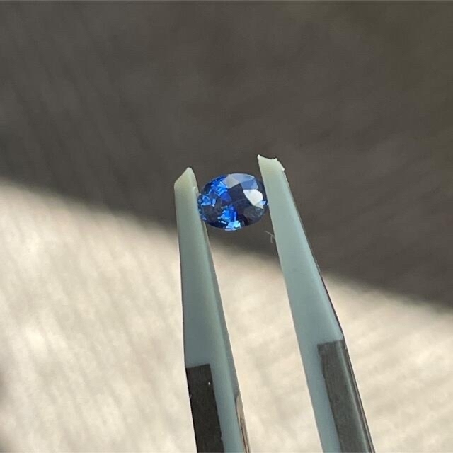 サファイア ルース 0.29ct ハンドメイドの素材/材料(各種パーツ)の商品写真