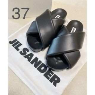 ジルサンダー(Jil Sander)のJil sander パデット　ストラップ　サンダル　ブラック　ネロ　37(サンダル)