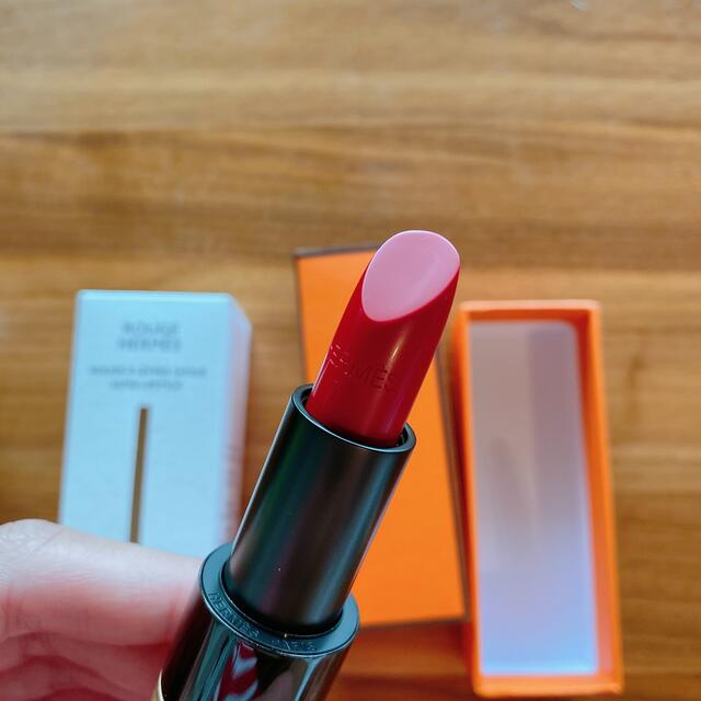 Hermes(エルメス)の新品未使用ROUGE HERMES ROUGE PIMENT 66 SATINE コスメ/美容のベースメイク/化粧品(口紅)の商品写真