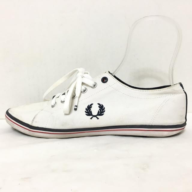 FRED PERRY(フレッドペリー)のフレッドペリー スニーカー UK8 メンズ - メンズの靴/シューズ(スニーカー)の商品写真