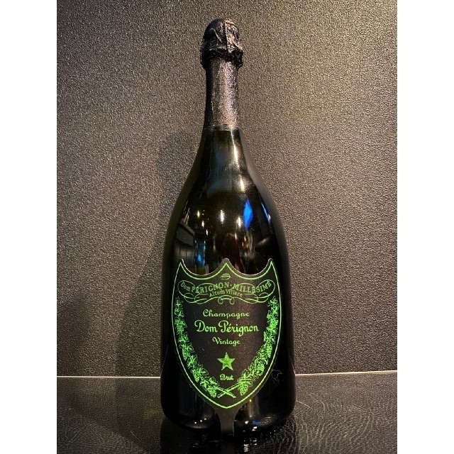 Dom Pérignon - 期間限定セール《光るシャンパン》ドン・ペリニヨン ...