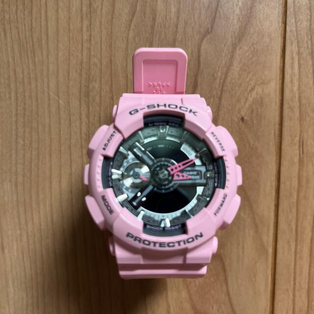 G-SHOCK(ジーショック)のカシオ　Ｇショック　ピンク メンズの時計(腕時計(デジタル))の商品写真