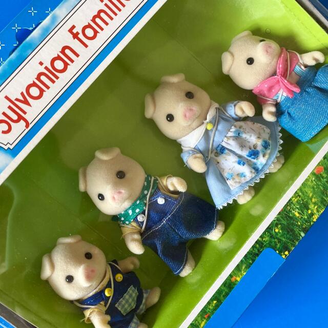 ストア シルバニアファミリー ブタファミリー eurocursions.com