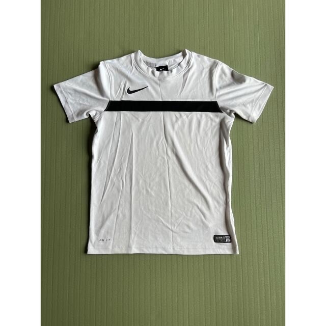 NIKE(ナイキ)の中古　NIKE メンズのトップス(Tシャツ/カットソー(半袖/袖なし))の商品写真