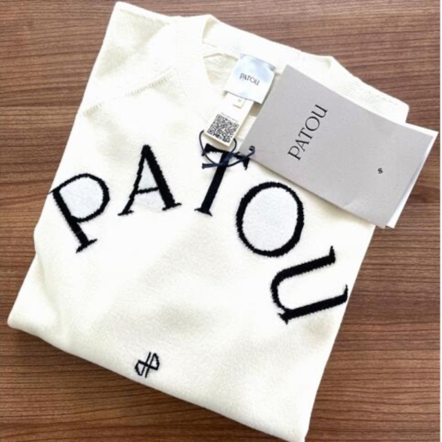 JEAN PATOU(ジャンパトゥ)のパトゥPATOU ロゴ入りニット　ウールブレンドジャンパー レディースのトップス(ニット/セーター)の商品写真