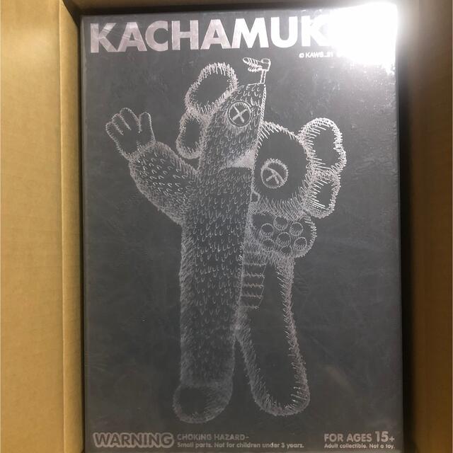 MEDICOM TOY(メディコムトイ)の新品未開封　KAWS TOKYO FIRST KACHAMUKKU カチャムック エンタメ/ホビーのフィギュア(その他)の商品写真