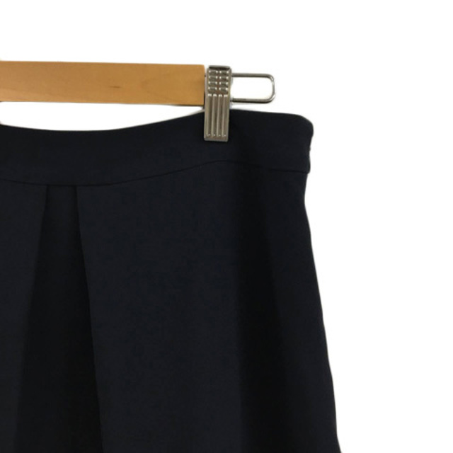 UNITED ARROWS(ユナイテッドアローズ)のユナイテッドアローズ スカート フレア ひざ丈 タック 無地 38 黒 紺 レディースのスカート(ひざ丈スカート)の商品写真